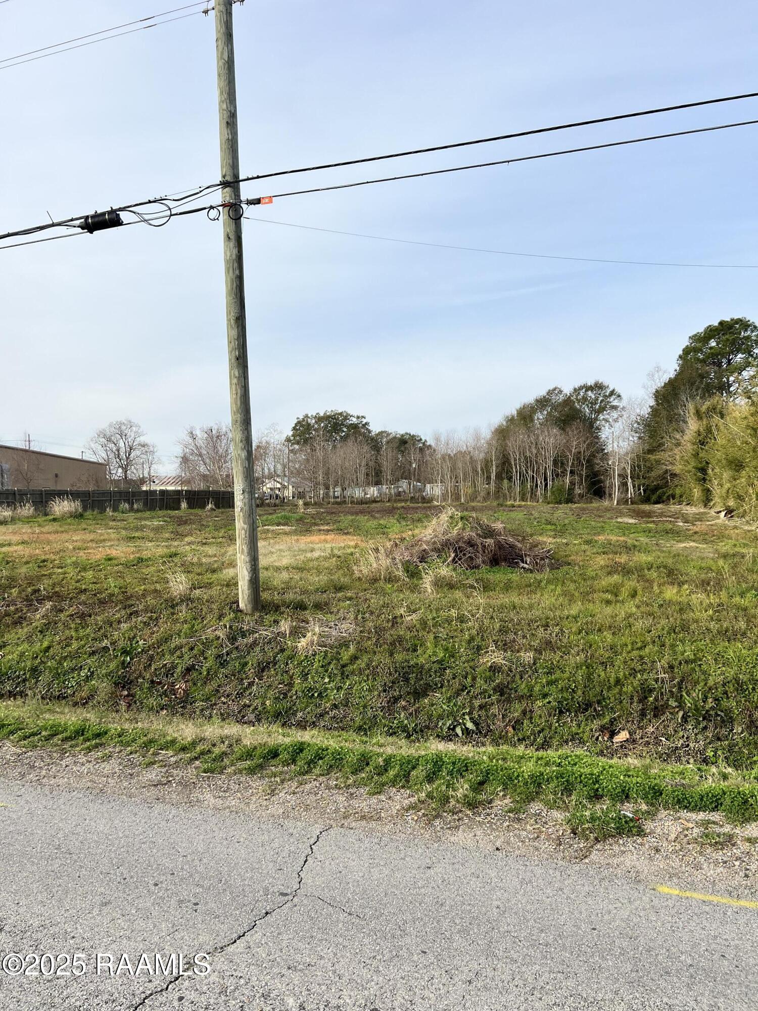514 Lagneaux Road Duson, LA 70529 - Photo 3 of 5 2