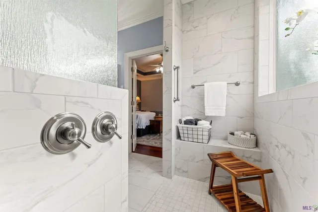 $575,000 | 2102 Sassy Lane, Baton Rouge, LA 70808