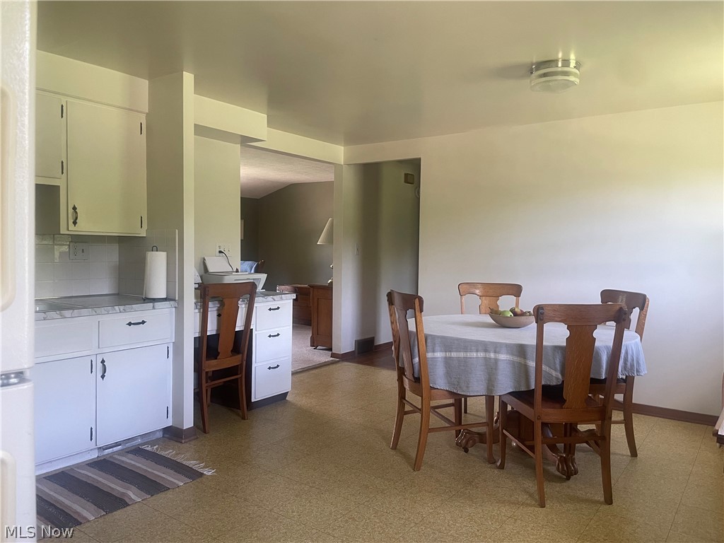 37460 Giles Road Grafton, OH 44044 - Photo 19 of 31