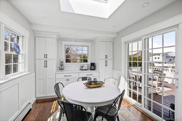 $999,000 | 22 Marquette Drive, Smithtown, NY 11787