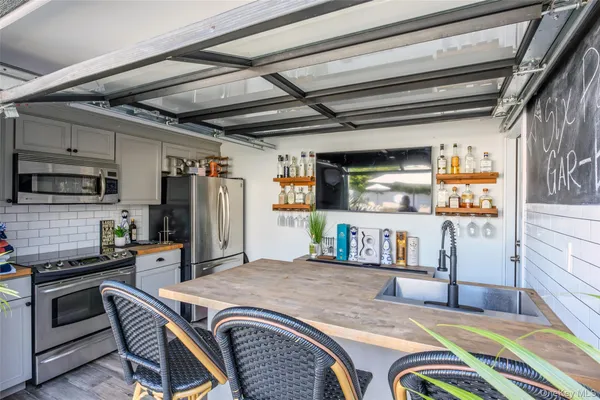 $999,000 | 22 Marquette Drive, Smithtown, NY 11787