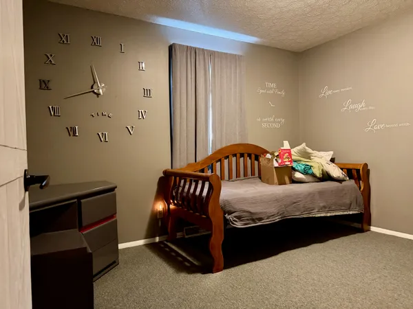 $209,900 | 402 East St Louis Street, Knox, IN 46534