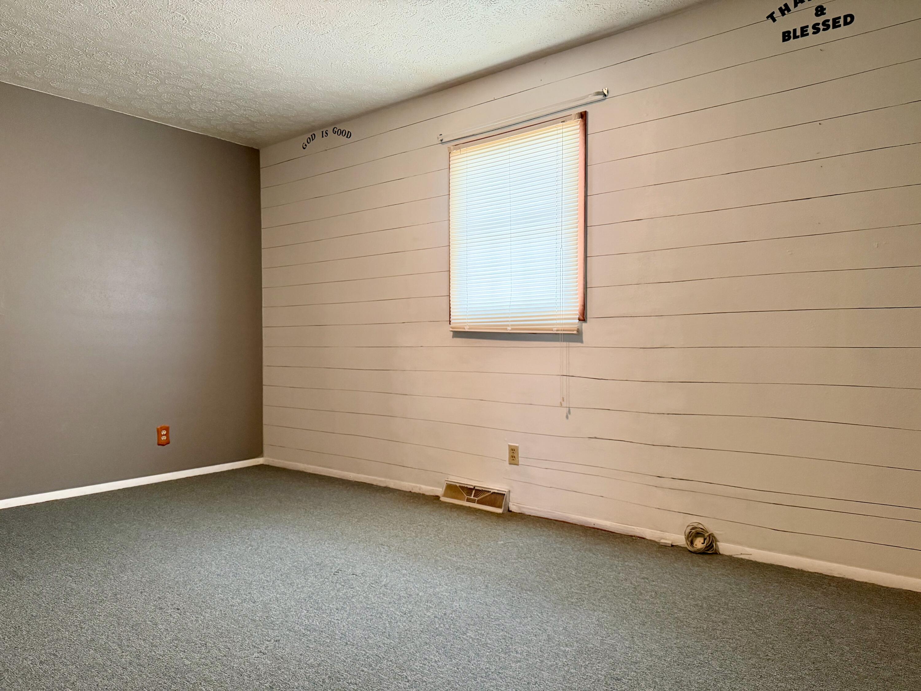 402 East St Louis Street Knox, IN 46534 - Photo 9 of 19