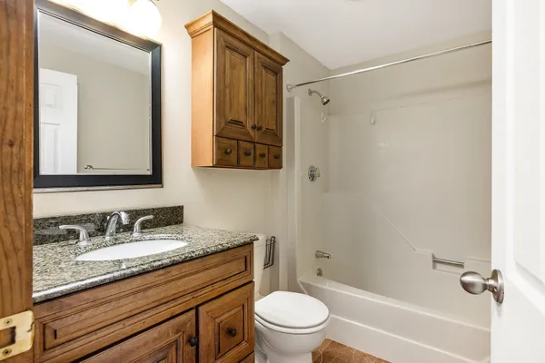 $359,000 | 3 Montrose Drive, Stratham, NH 03885