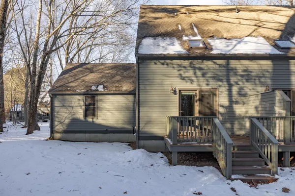 $359,000 | 3 Montrose Drive, Stratham, NH 03885