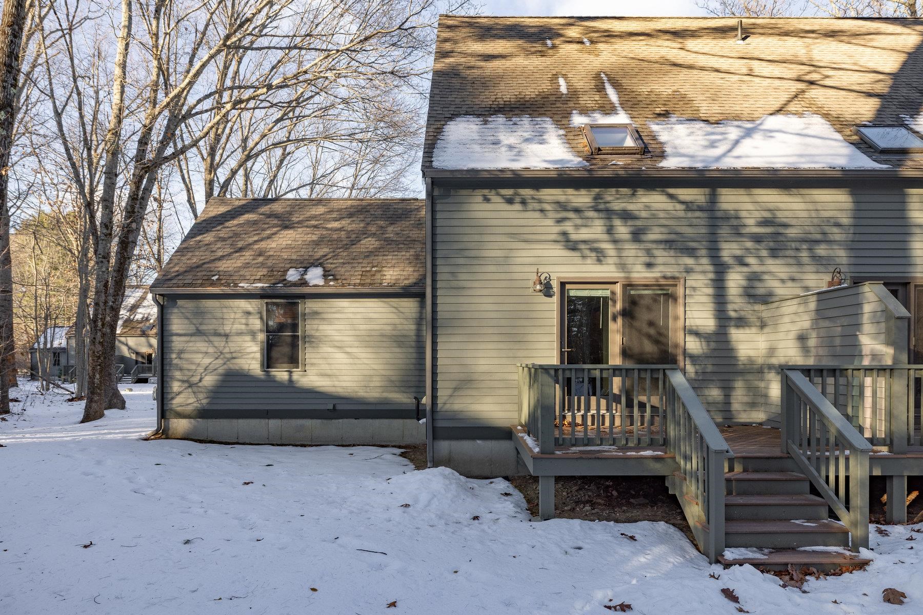 3 Montrose Drive Stratham, NH 03885 - Photo 2 of 38