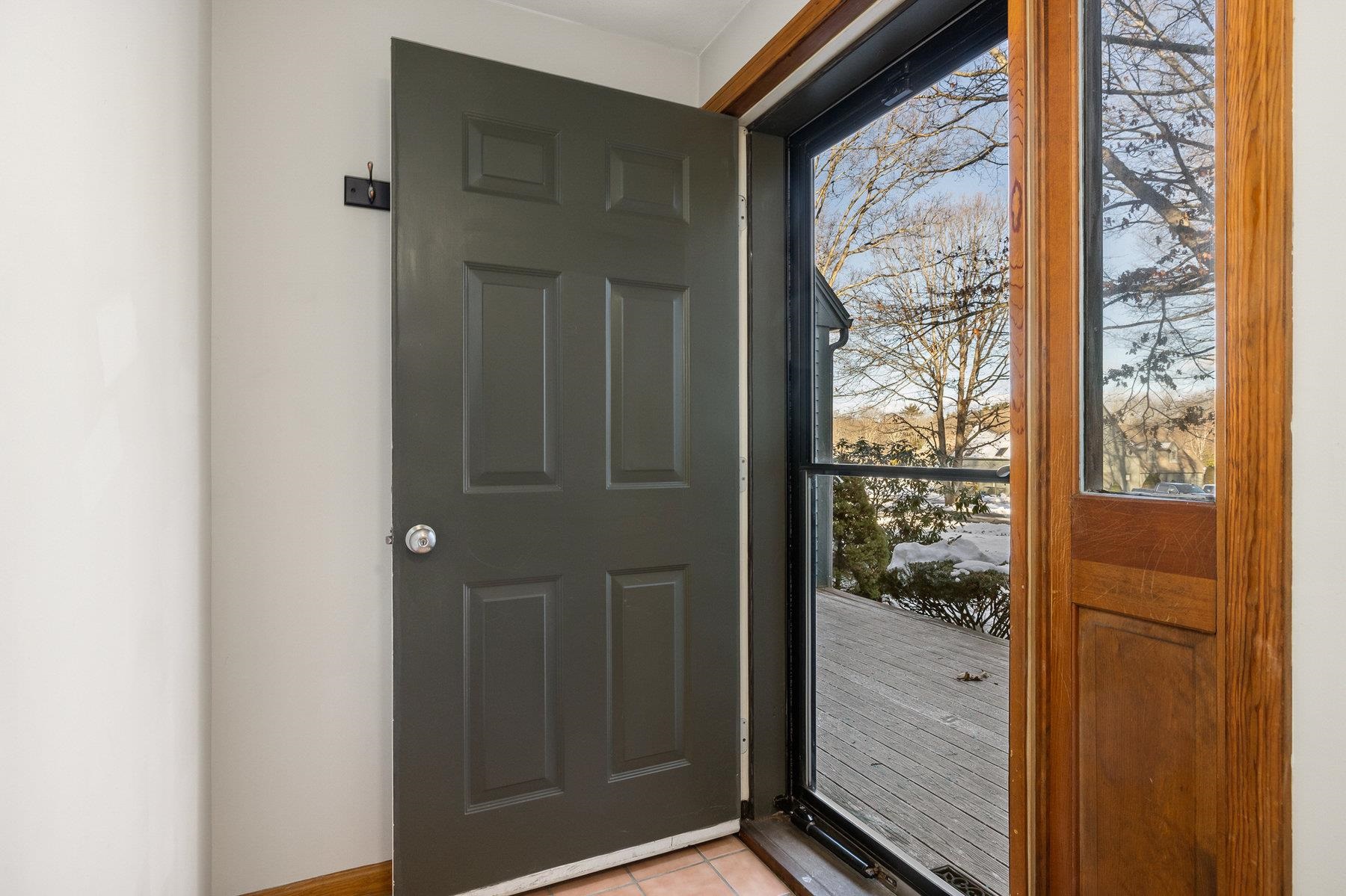 3 Montrose Drive Stratham, NH 03885 - Photo 21 of 38