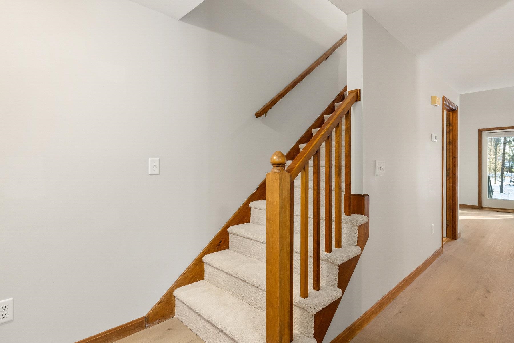 3 Montrose Drive Stratham, NH 03885 - Photo 22 of 38