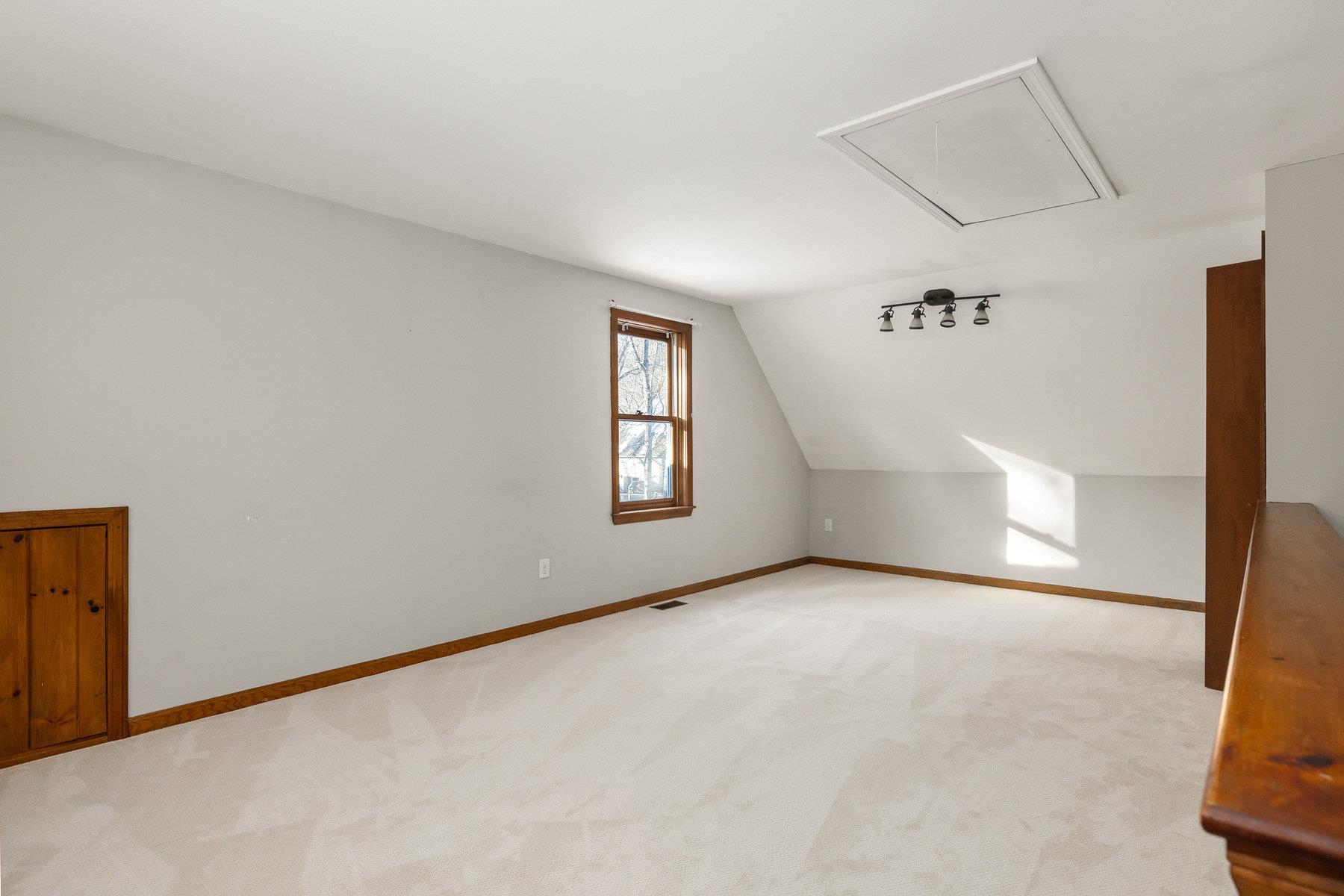 3 Montrose Drive Stratham, NH 03885 - Photo 27 of 38