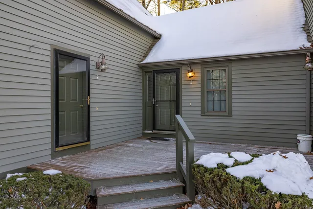 $359,000 | 3 Montrose Drive, Stratham, NH 03885