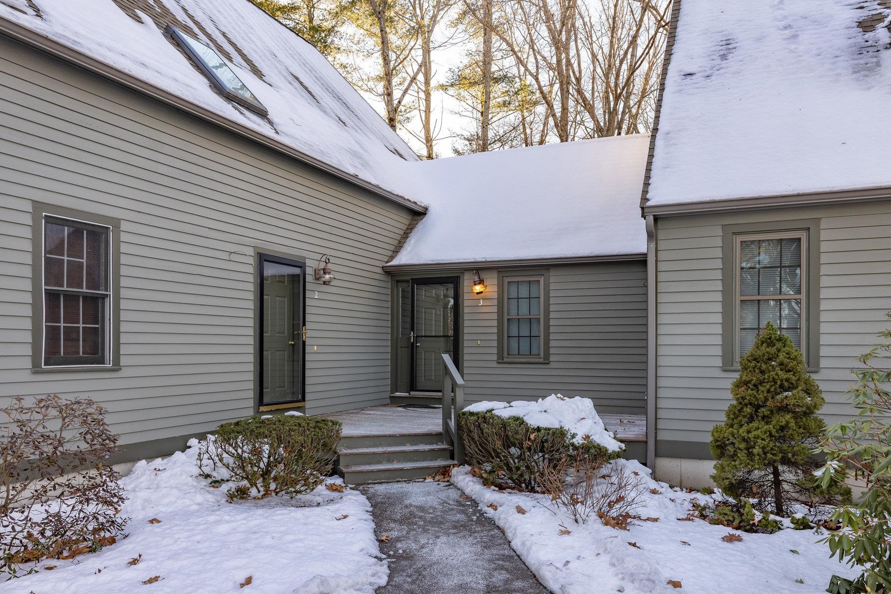 3 Montrose Drive Stratham, NH 03885 - Photo 4 of 38
