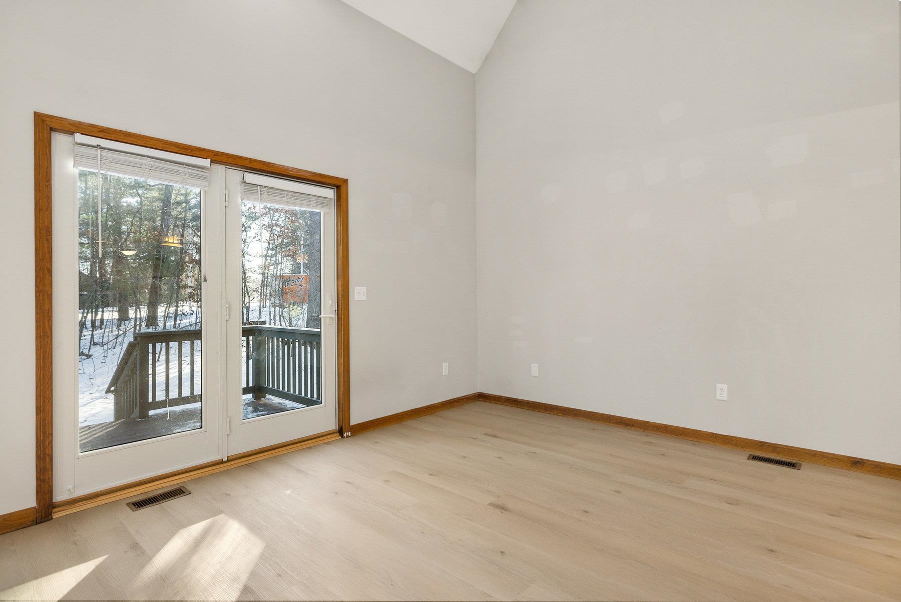3 Montrose Drive Stratham, NH 03885 - Photo 7 of 38