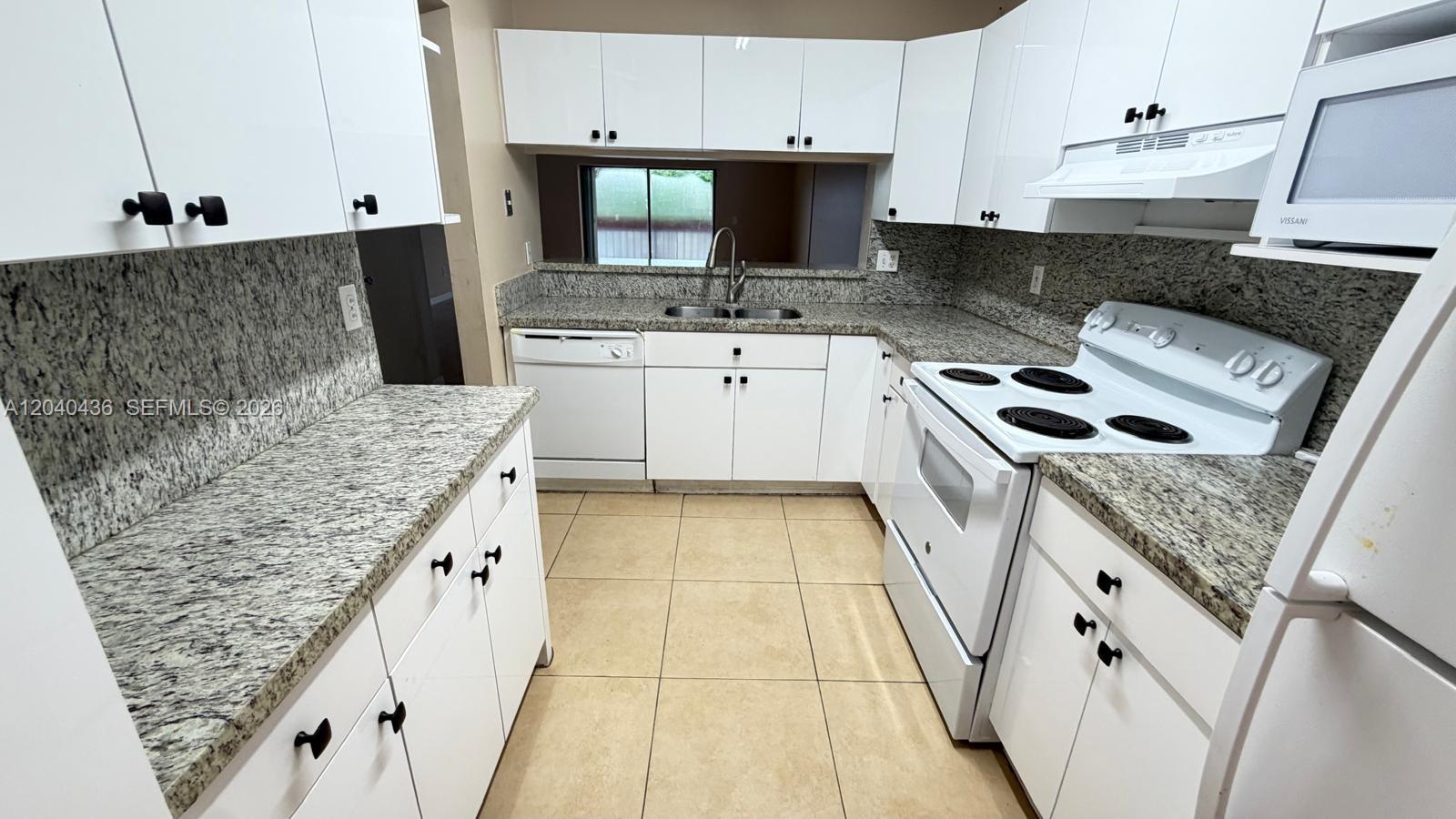 8540 Southwest 149th Avenue, Unit 817 Miami, FL 33193 - Photo 11 of 27