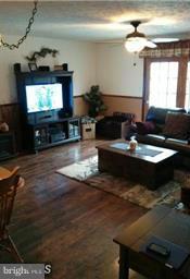 3920 Cutty Sark Road Baltimore, MD 21220 - Photo 29 of 30 Living Room