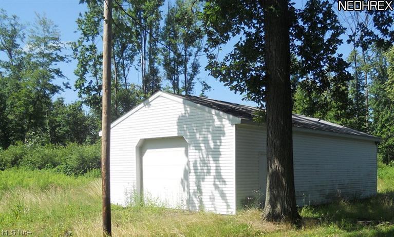 24500 Smith Road Wellington, OH 44090 - Photo 2 of 3 Gallery Image 2