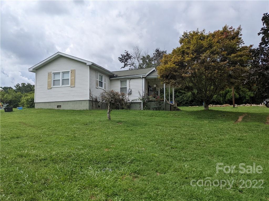 323 Jones Road Fletcher, NC 28732 - Photo 1 of 10 Gallery Image 1