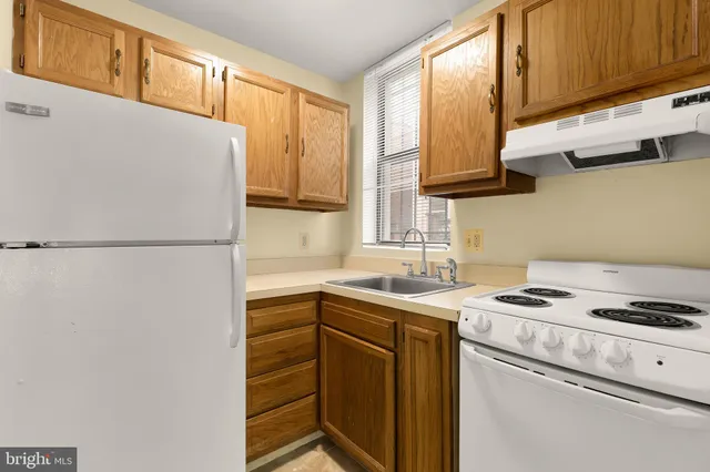 $2,200 | 1768 Florida Avenue Northwest, Unit 1, Washington, DC 20009