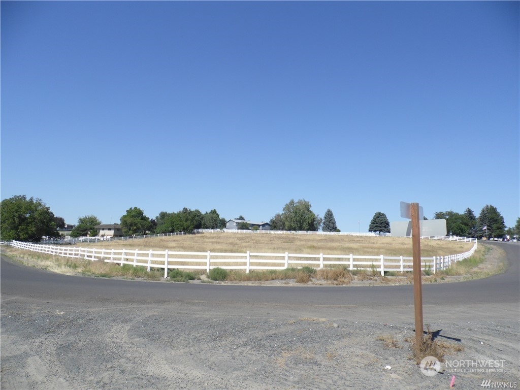 0 South Crestline Road Othello, WA 99344 - Photo 1 of 5 a view of a lake view