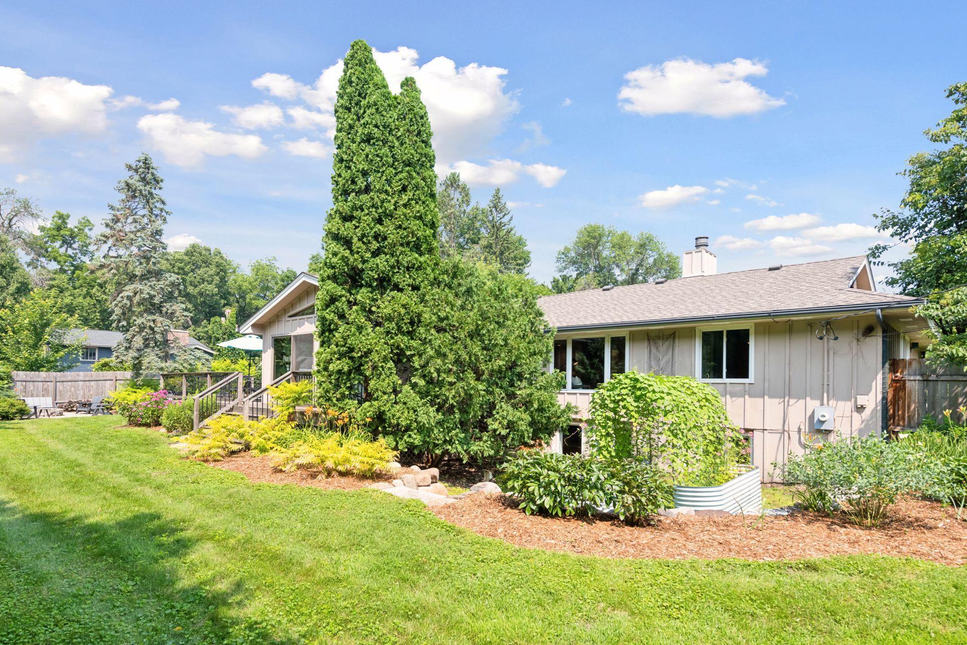 18025 Hummingbird Road Deephaven, MN 55391 - Photo 40 of 60 Gallery Image 40
