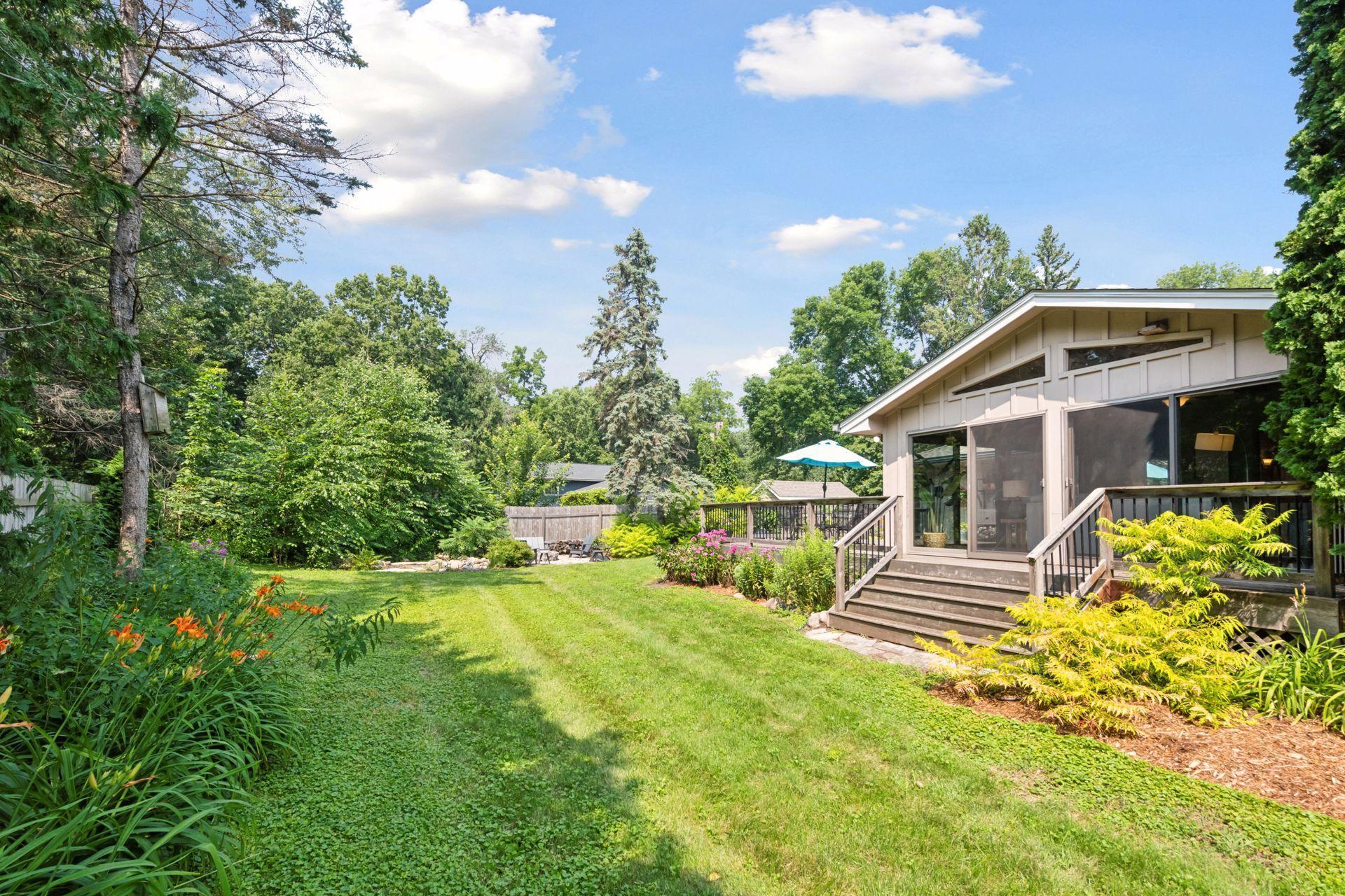 18025 Hummingbird Road Deephaven, MN 55391 - Photo 4 of 60 Gallery Image 4