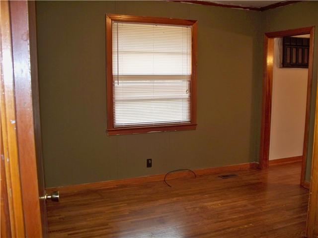 536 American Road Nashville, TN 37209 - Photo 11 of 16 3rd Bedroom