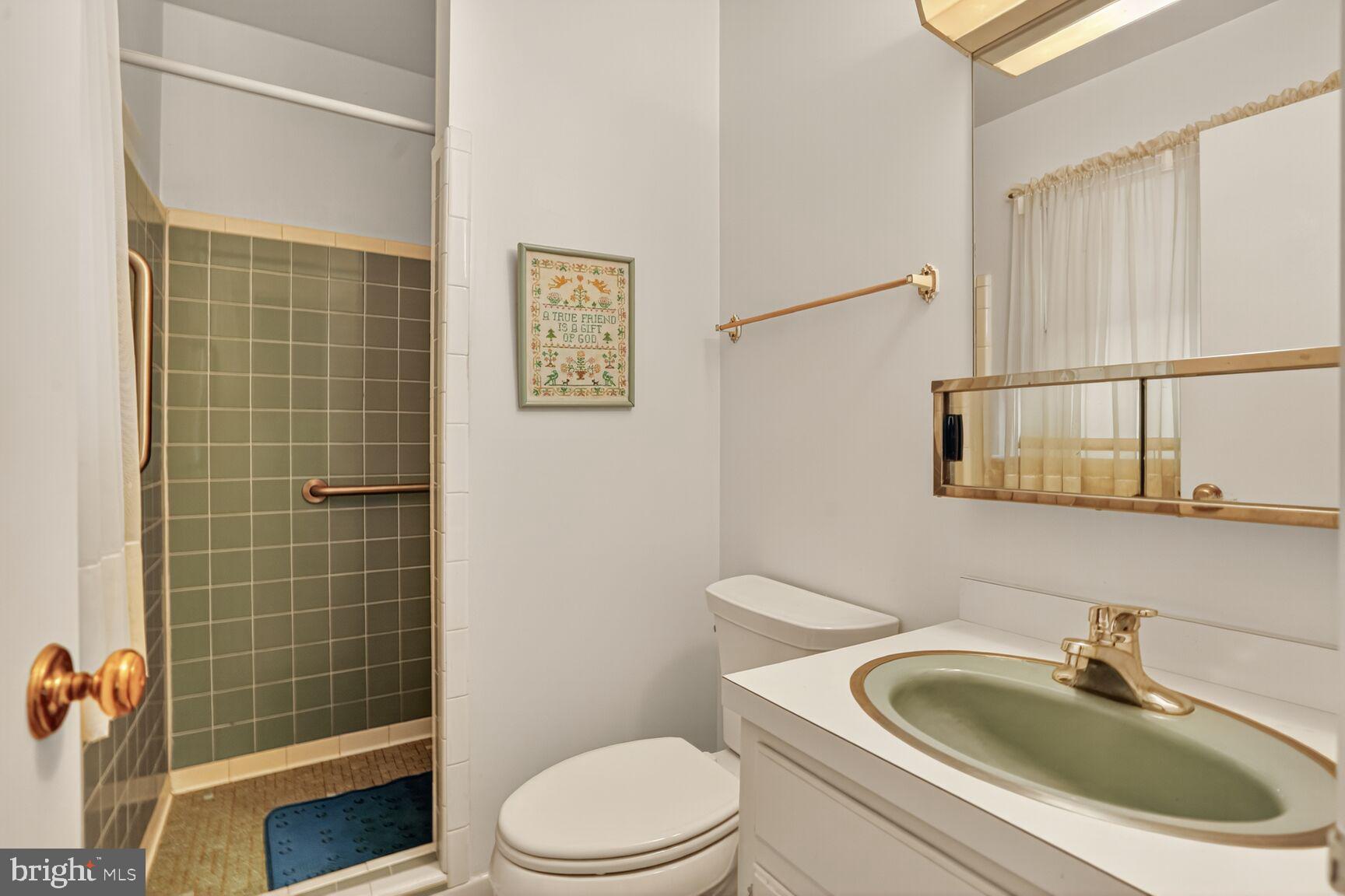 12407 Caisson Road Fairfax, VA 22030 - Photo 19 of 30 Gallery Image 19