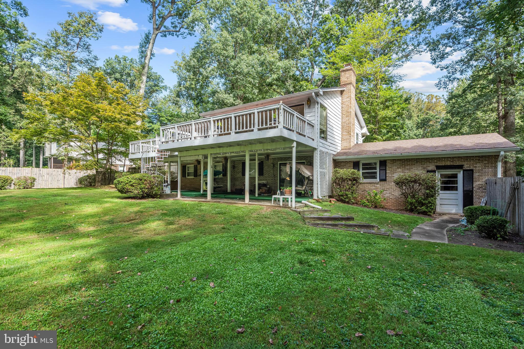 12407 Caisson Road Fairfax, VA 22030 - Photo 5 of 30 Gallery Image 5
