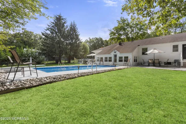 $795,000 | 742 West Commodore Boulevard, Jackson, NJ 08527