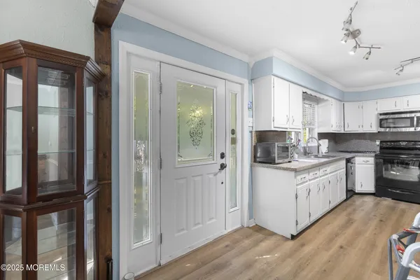 $795,000 | 742 West Commodore Boulevard, Jackson, NJ 08527