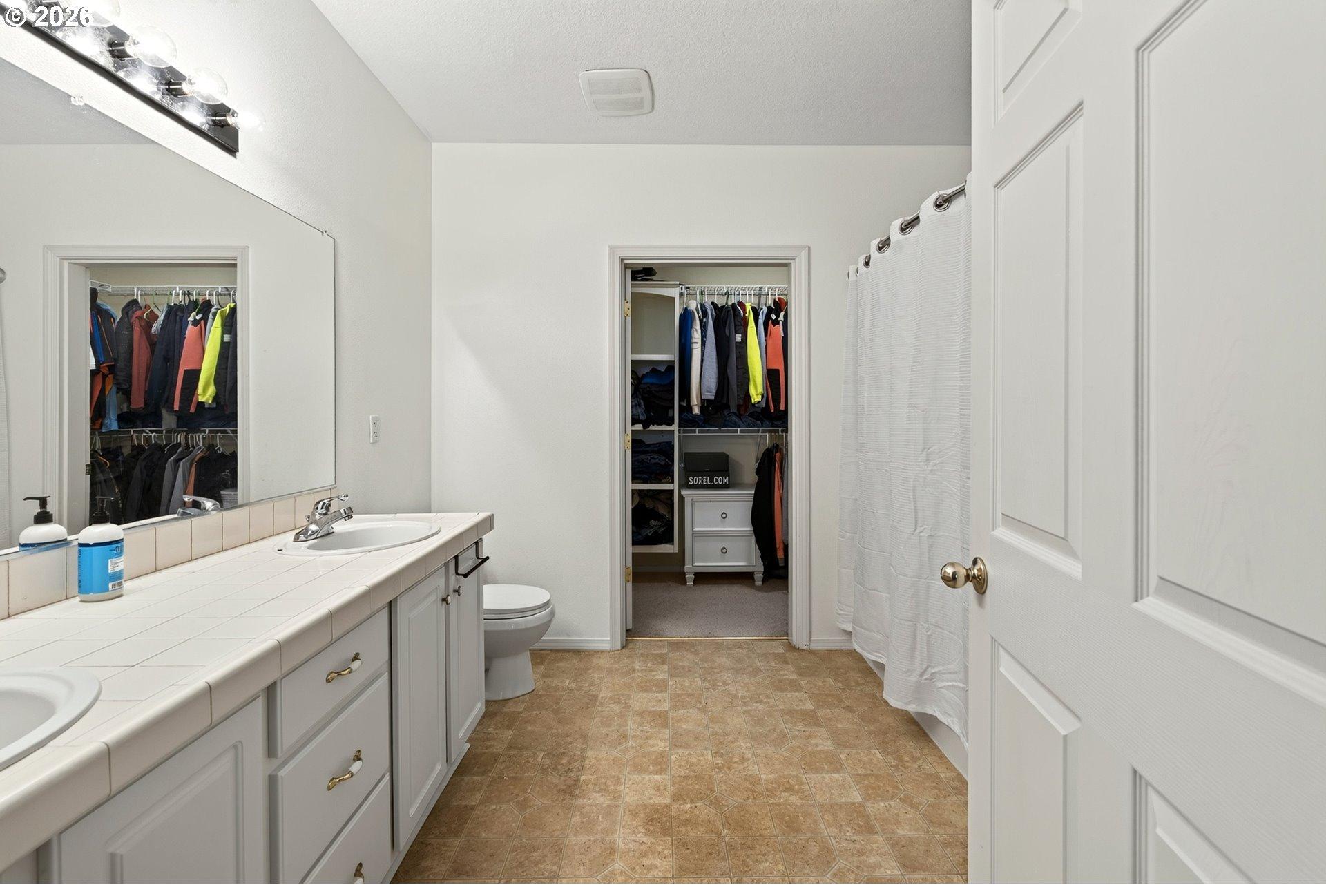 7173 Southwest Manor Way, Unit B Beaverton, OR 97078 - Photo 13 of 27 Gallery Image 13