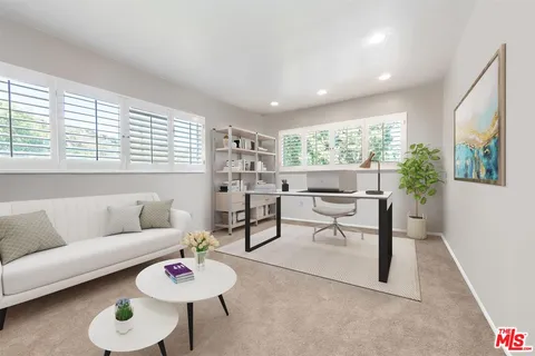 $2,995,000 | 16617 Park Ln Circle, Los Angeles, CA 90049