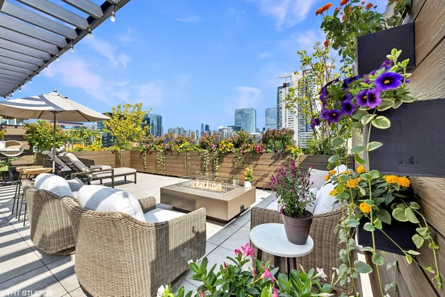 $3,450,000 | 14 North Peoria Street, Unit 6H7H, Chicago, IL 60607