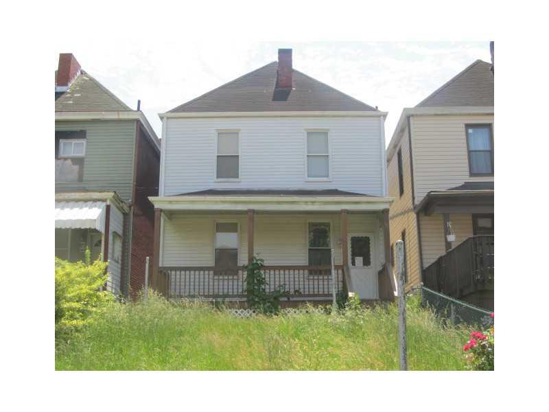 814 Rose Street McKees Rocks, PA 15136 - Photo 2 of 7 Exterior Front.