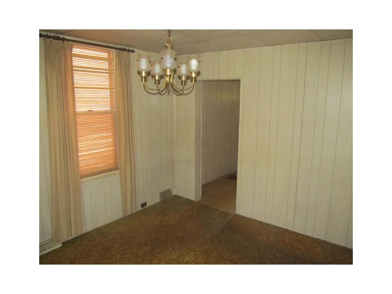 814 Rose Street McKees Rocks, PA 15136 - Photo 4 of 7 Dining Room.