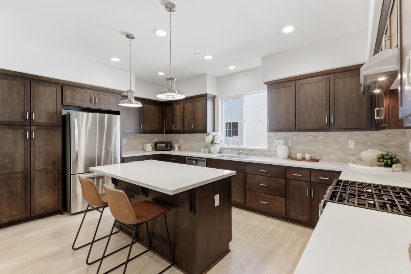37558 Cape Cod Road Newark, CA 94560 - Photo 5 of 30