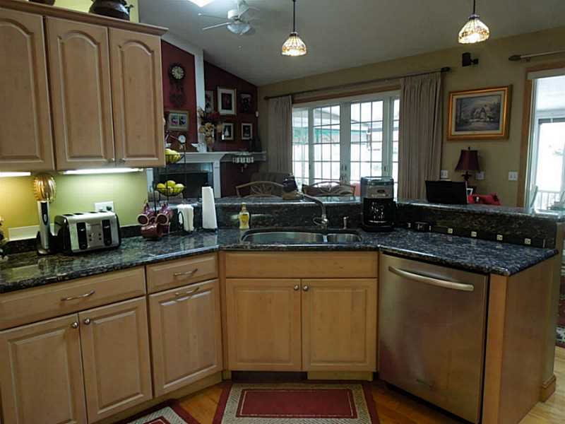 112 Log Road Smithfield, RI 02917 - Photo 8 of 25 Kitchen.