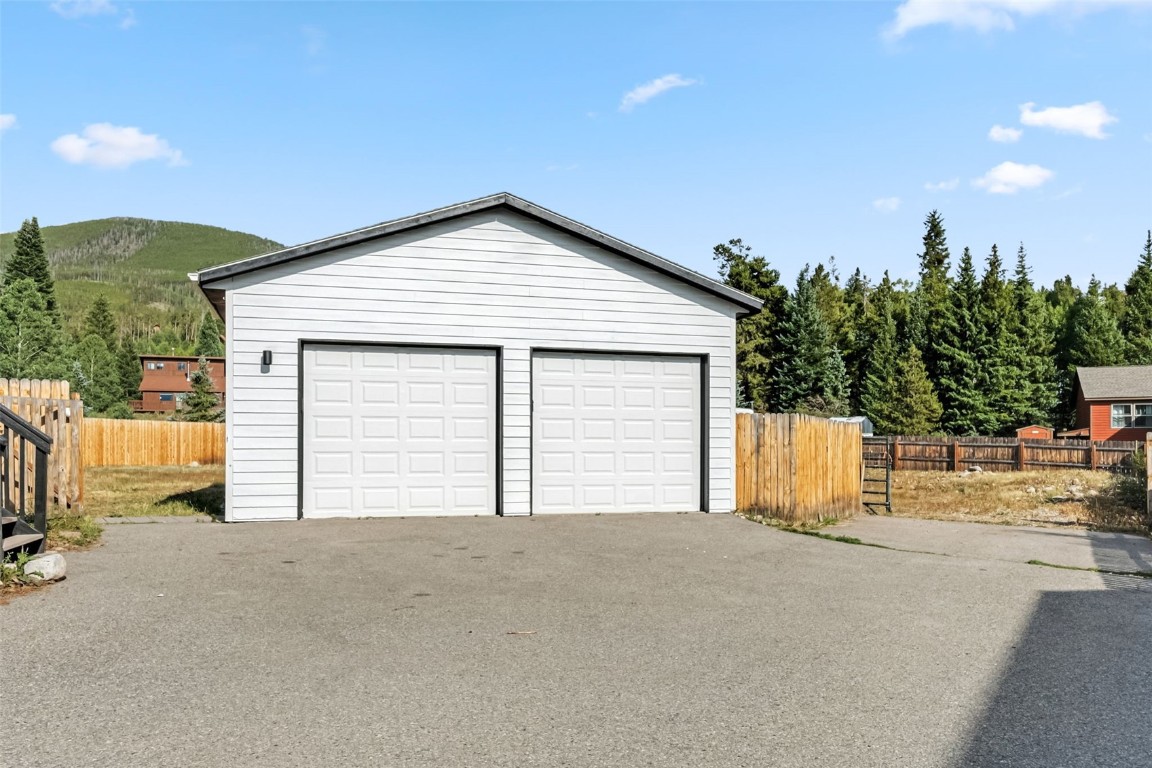 114 Big Elk Road Dillon, CO 80435 - Photo 6 of 50 a view of a house with a outdoor space