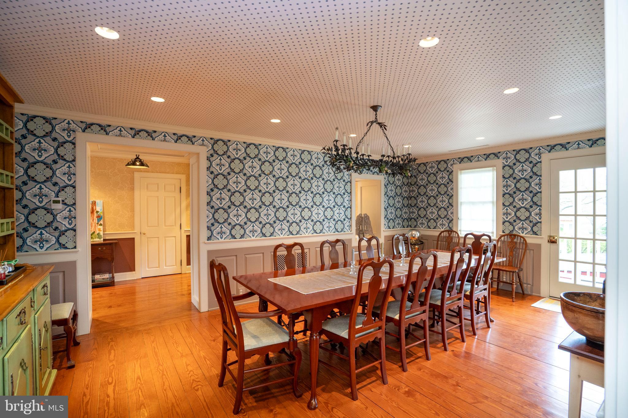 9981 Douglas Road Felton, PA 17322 - Photo 20 of 87 Dining room