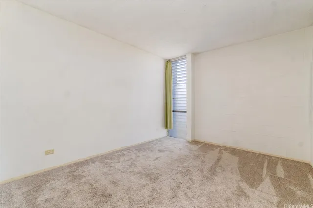 $389,000 | 3045 Ala Napuaa Place, Unit 1518, Honolulu, HI 96818