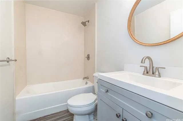 $389,000 | 3045 Ala Napuaa Place, Unit 1518, Honolulu, HI 96818