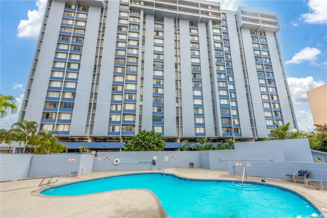 $389,000 | 3045 Ala Napuaa Place, Unit 1518, Honolulu, HI 96818