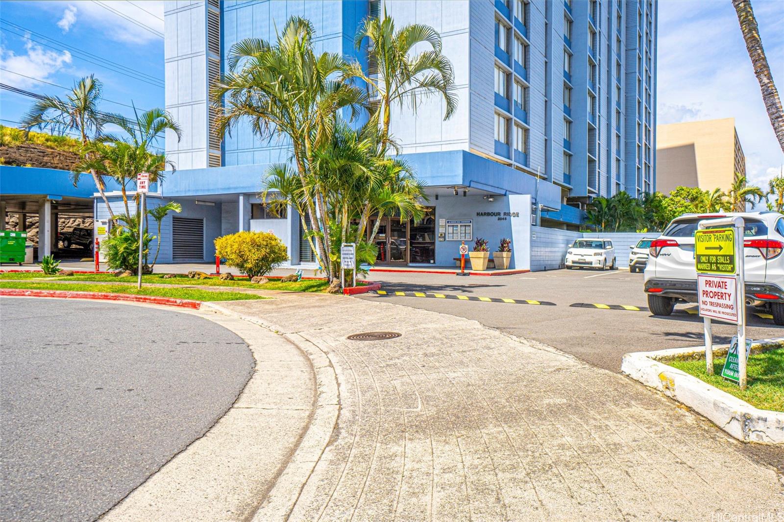 3045 Ala Napuaa Place, Unit 1518 Honolulu, HI 96818 - Photo 22 of 25