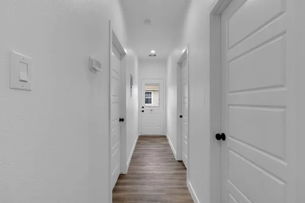 $1,500 | 106 Runnels Street, Willis, TX 77378