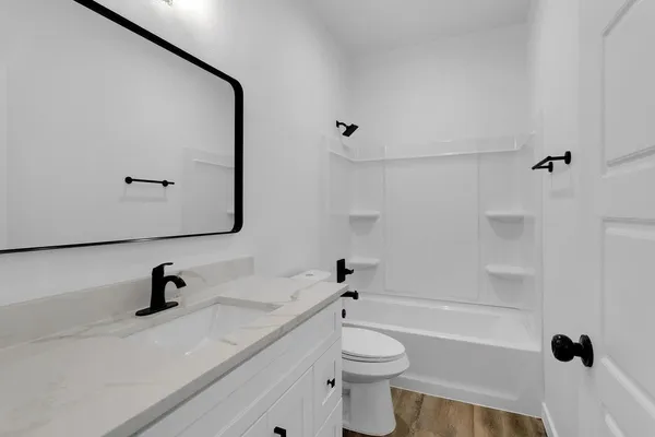 $1,500 | 106 Runnels Street, Willis, TX 77378