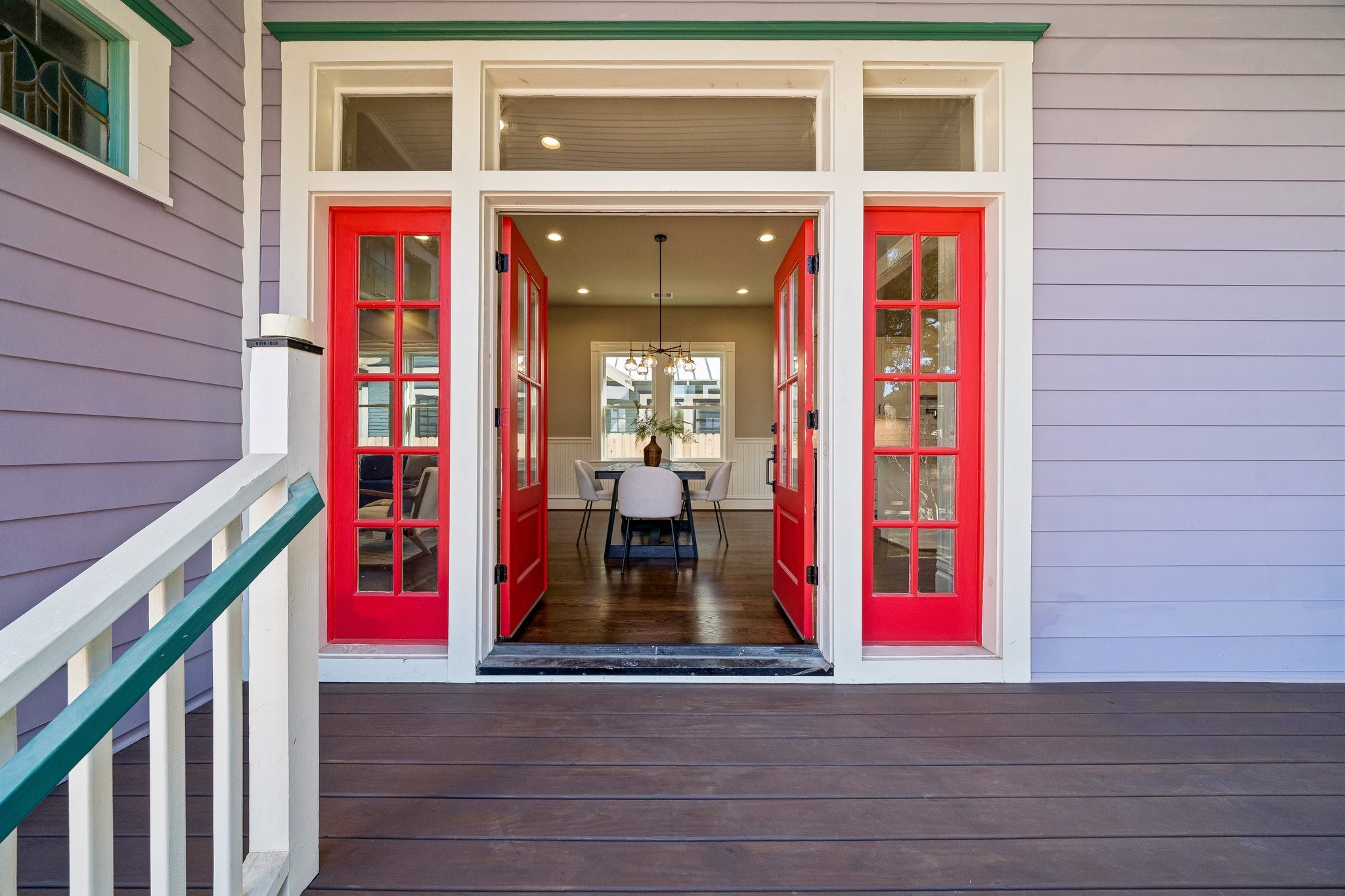 1521 Ovid Street Houston, TX 77007 - Photo 41 of 44 Step outside through the French doors onto the side porch. This inside-outside connection allows for sightlines and ease of entertaining! Note all sidelights and transom windows to allow for lots of natural light!