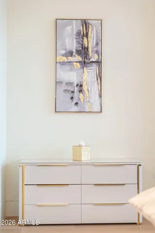 $20,000 | 6587 North Palmeraie Boulevard, Unit 2015, Paradise Valley, AZ 85253