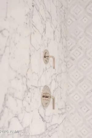 $18,000 | 6587 North Palmeraie Boulevard, Unit 2015, Paradise Valley, AZ 85253