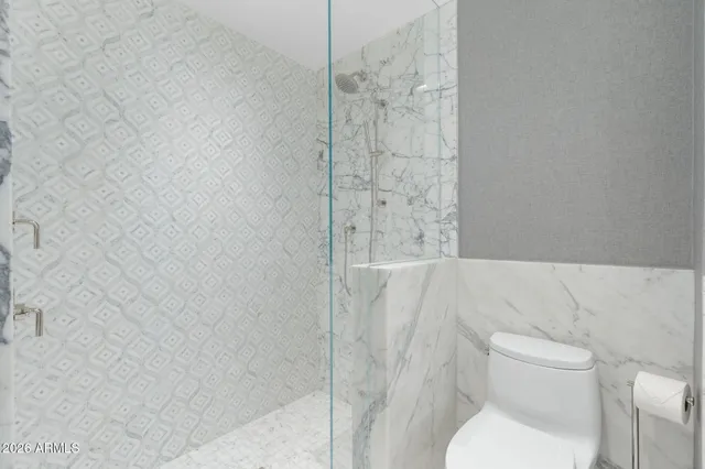 $20,000 | 6587 North Palmeraie Boulevard, Unit 2015, Paradise Valley, AZ 85253