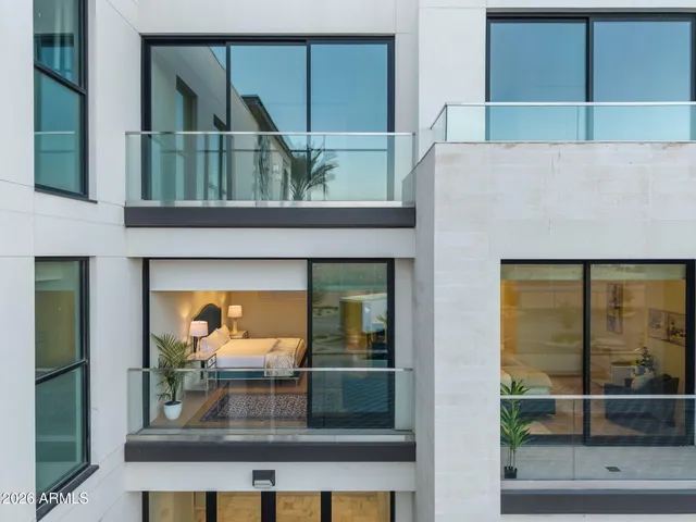 $20,000 | 6587 North Palmeraie Boulevard, Unit 2015, Paradise Valley, AZ 85253