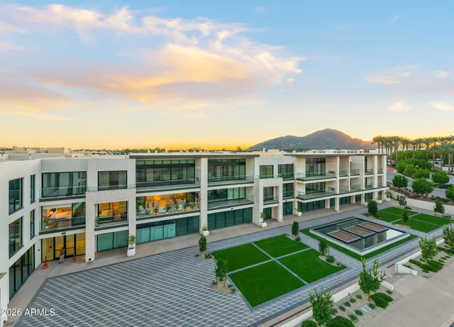 $20,000 | 6587 North Palmeraie Boulevard, Unit 2015, Paradise Valley, AZ 85253